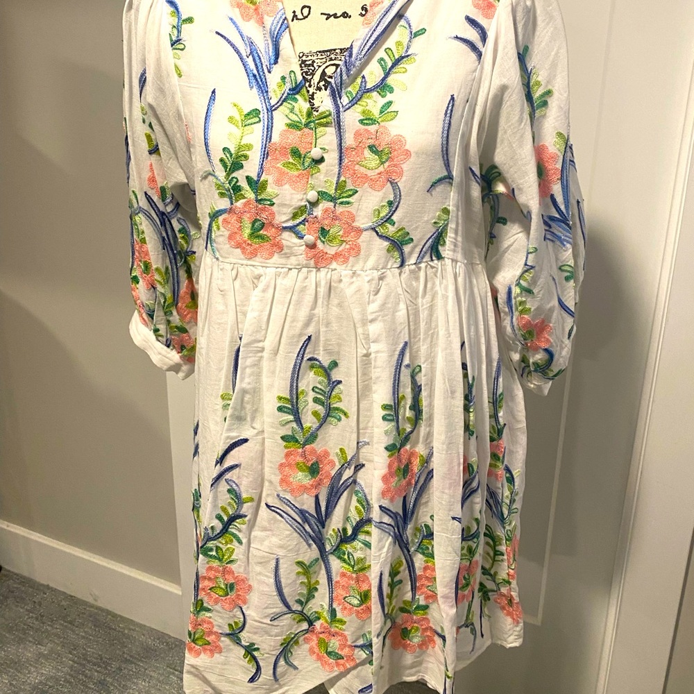 NWOT Beach dress Size M